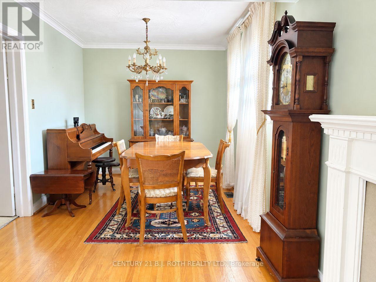 33 Lewiston Road, Toronto, Ontario  M1P 1X8 - Photo 7 - E13820594
