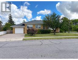 33 LEWISTON ROAD, Toronto, Ontario
