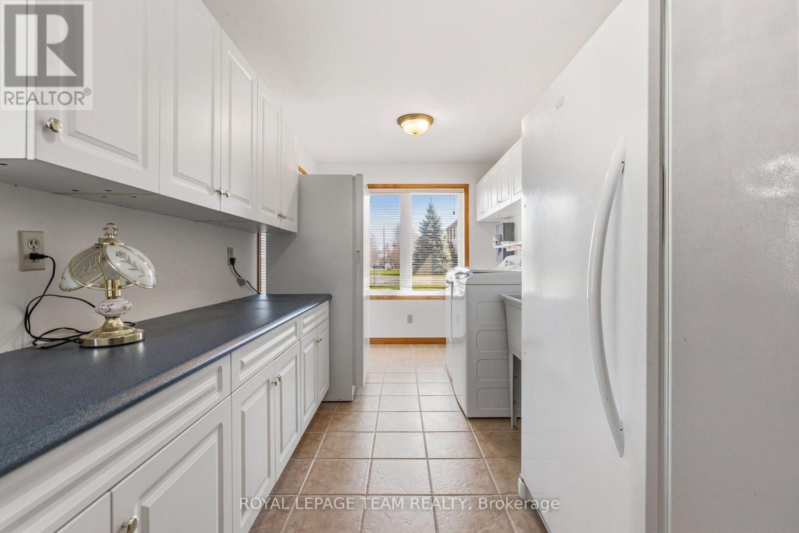 12106 Lakeshore Drive, South Dundas, Ontario  K0C 1X0 - Photo 21 - X13058378
