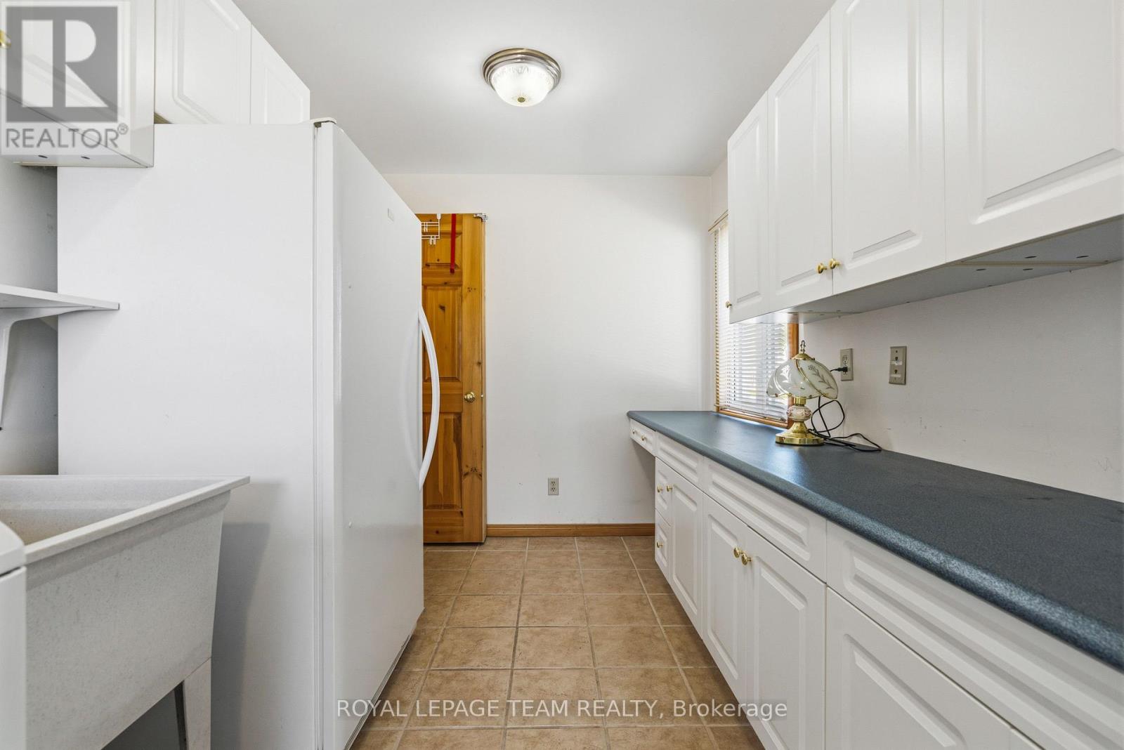 12106 Lakeshore Drive, South Dundas, Ontario  K0C 1X0 - Photo 22 - X13058378