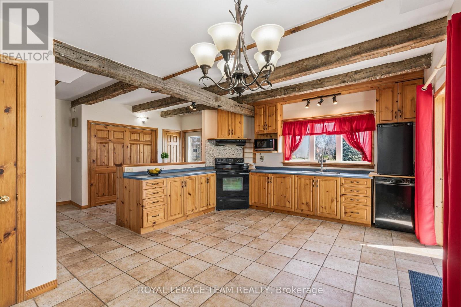 12106 Lakeshore Drive, South Dundas, Ontario  K0C 1X0 - Photo 12 - X13058378