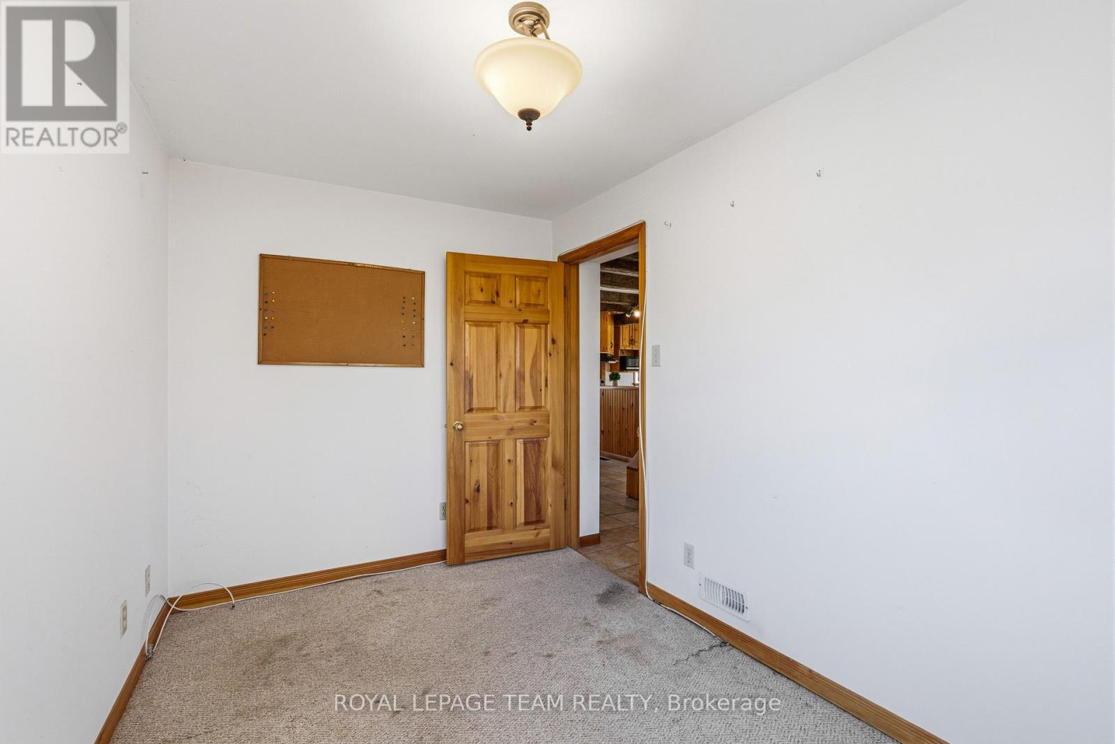 12106 Lakeshore Drive, South Dundas, Ontario  K0C 1X0 - Photo 19 - X13058378