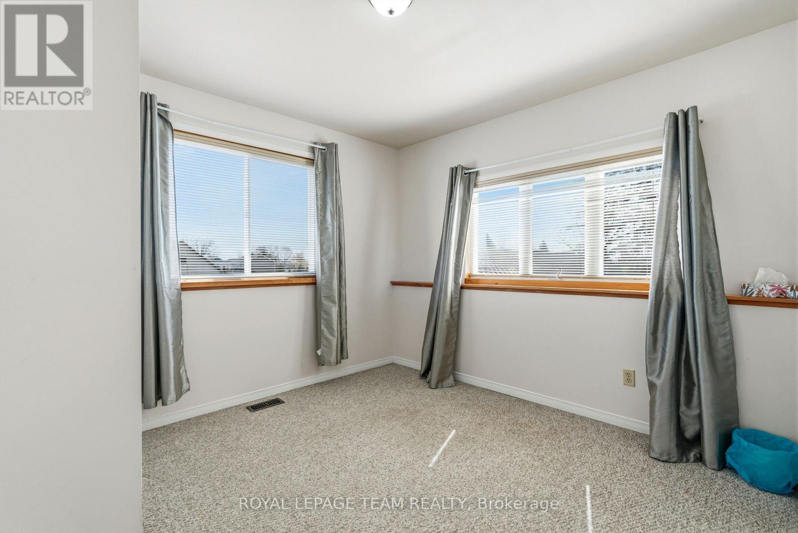 12106 Lakeshore Drive, South Dundas, Ontario  K0C 1X0 - Photo 27 - X13058378