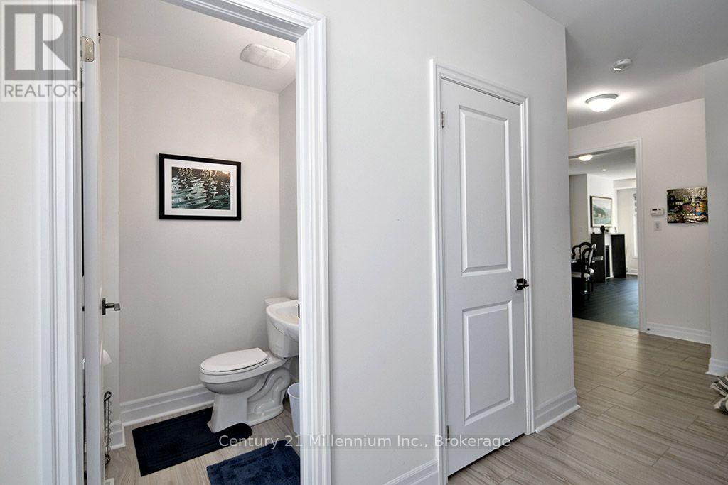 Third picture of 28 BARFOOT STREET