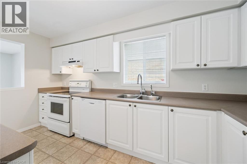 526 Thornview Place, Waterloo, Ontario  N2T 2V9 - Photo 8 - 40865289