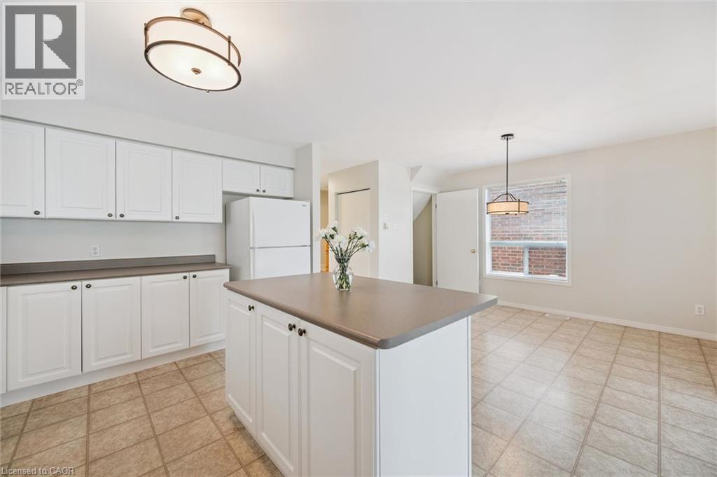 526 Thornview Place, Waterloo, Ontario  N2T 2V9 - Photo 10 - 40865289