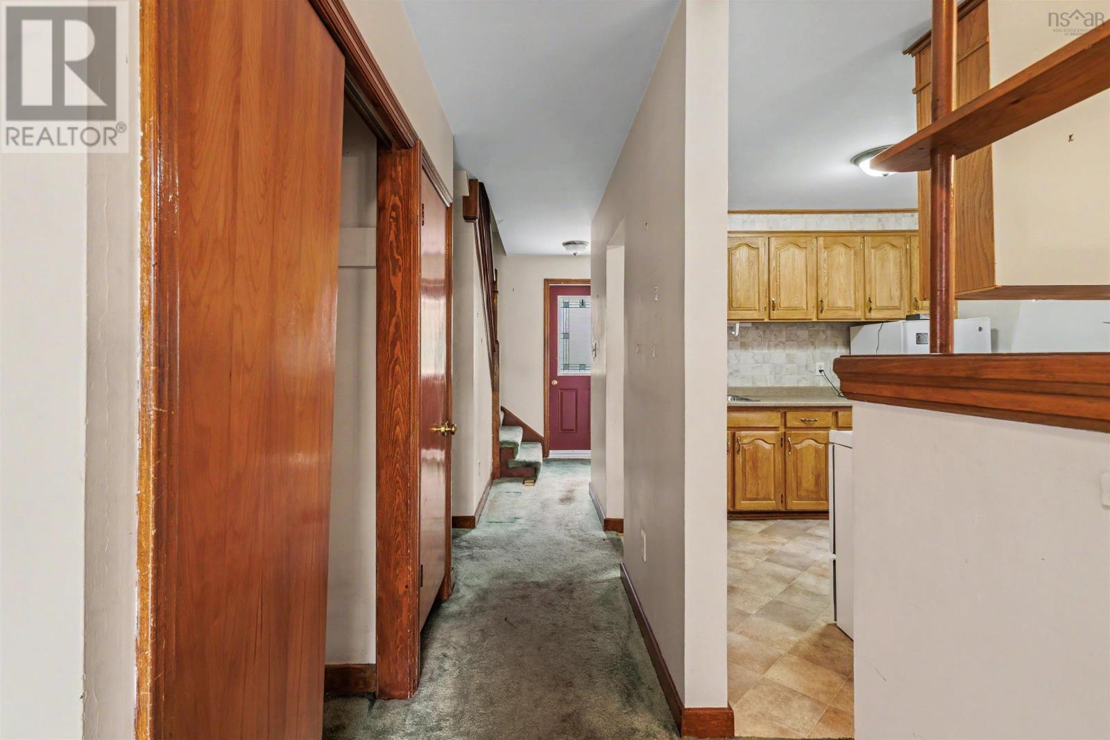 11 Leeside Drive photo 16