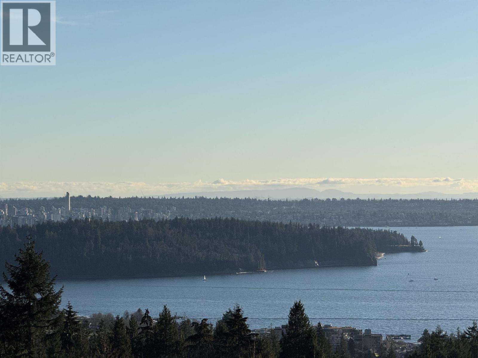1355 Tyrol Road, West Vancouver, British Columbia  V7S 2L5 - Photo 2 - R3167411