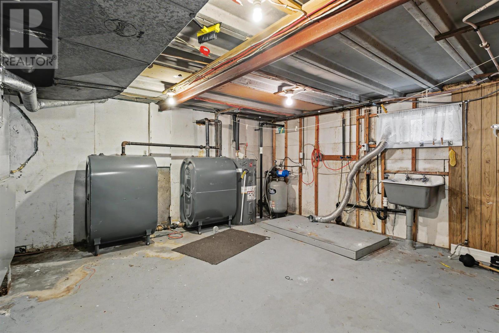 11 Leeside Drive photo 31