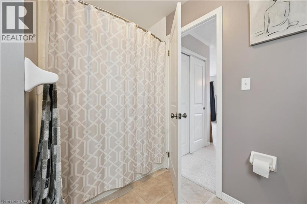 915 Zeller Crescent, Kitchener, Ontario  N2A 0C7 - Photo 28 - 40865966