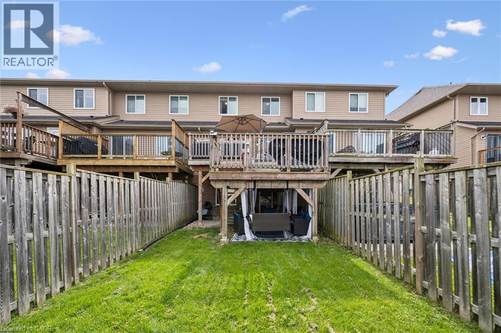 915 Zeller Crescent, Kitchener, Ontario  N2A 0C7 - Photo 39 - 40865966