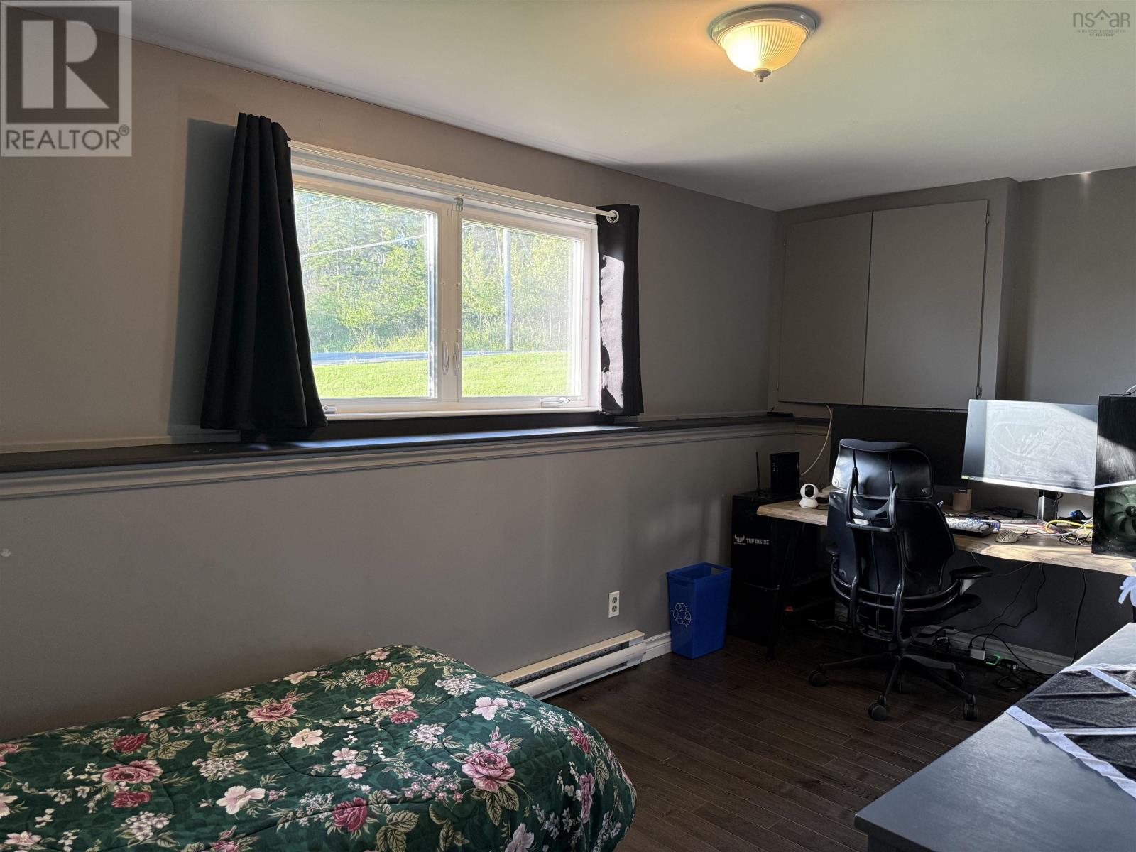 96 Green Street photo 20