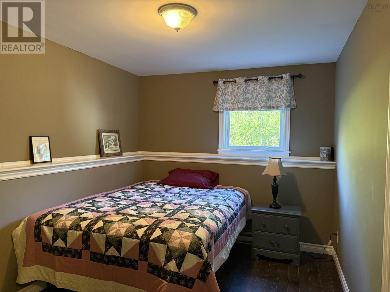 96 Green Street photo 26