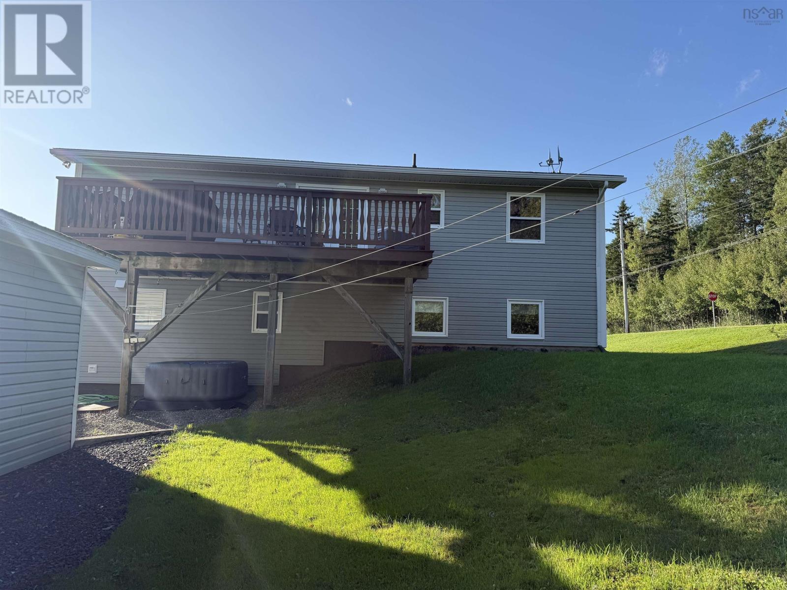96 Green Street photo 30