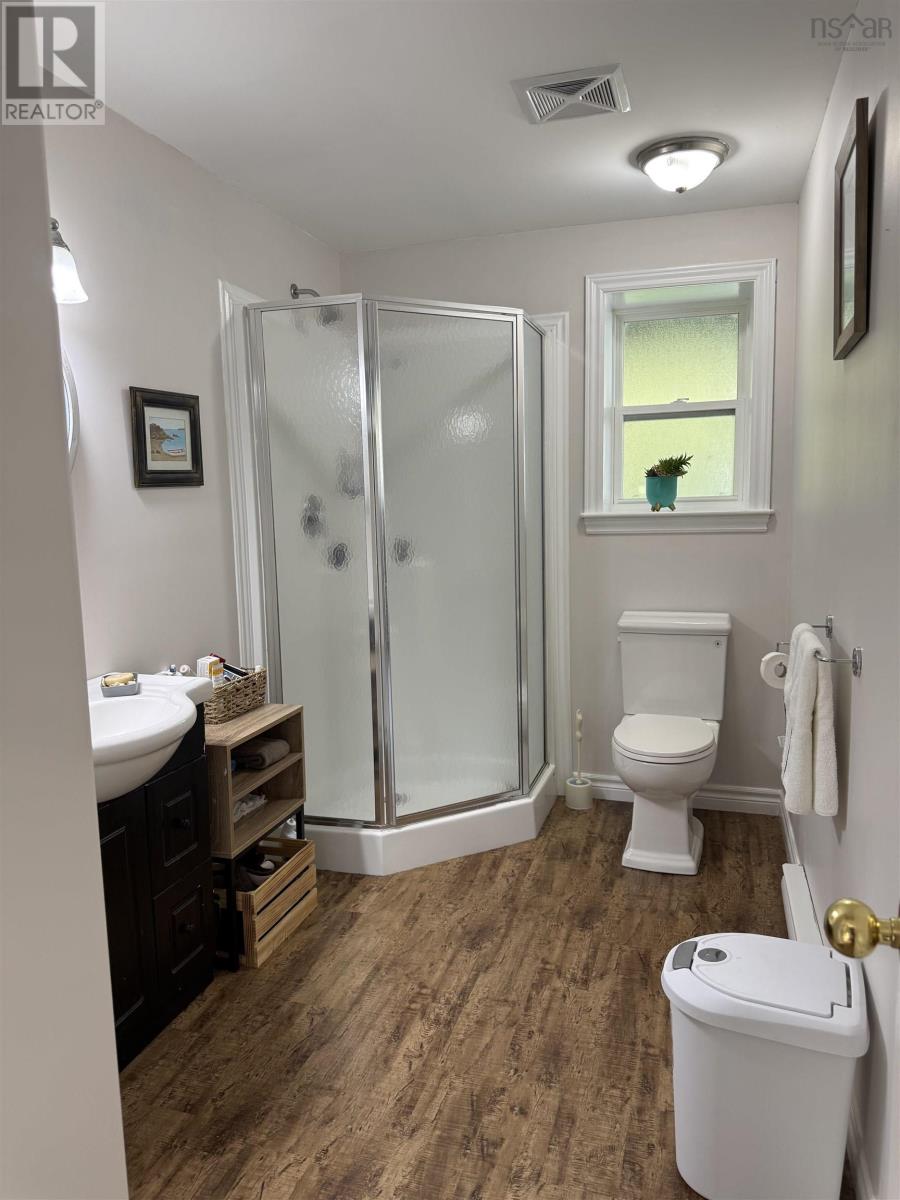 96 Green Street photo 27