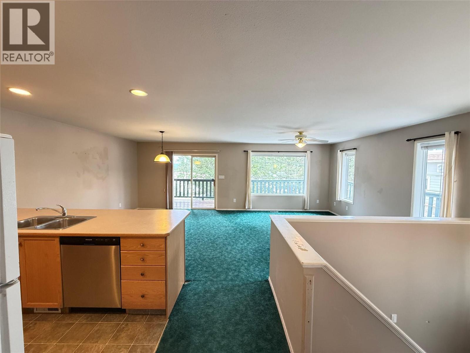 18a Wolf Crescent, Windermere, British Columbia  V0A 1K2 - Photo 3 - 10394861