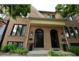42 VIELLA STREET, Toronto, Ontario