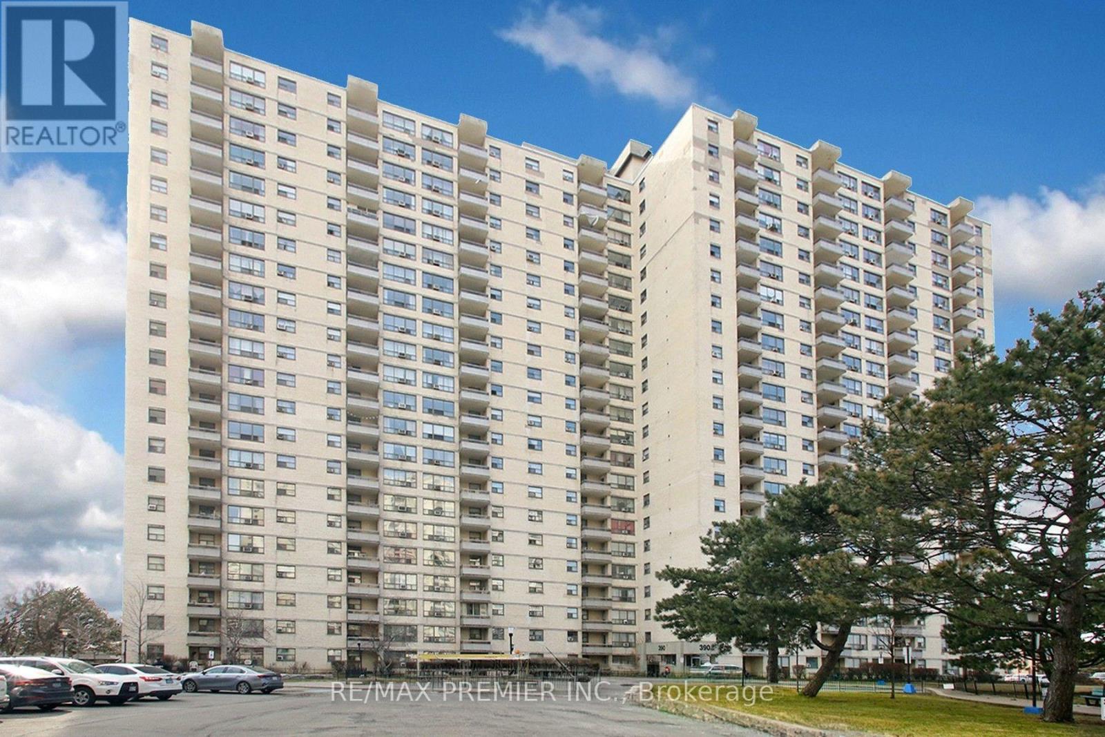1909 - 390 DIXON ROAD, Toronto, Ontario