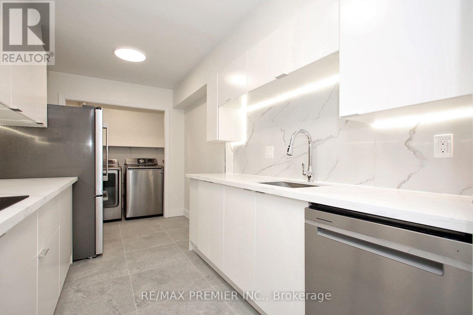 1909 - 390 Dixon Road, Toronto, Ontario  M9R 1T4 - Photo 14 - W13820580