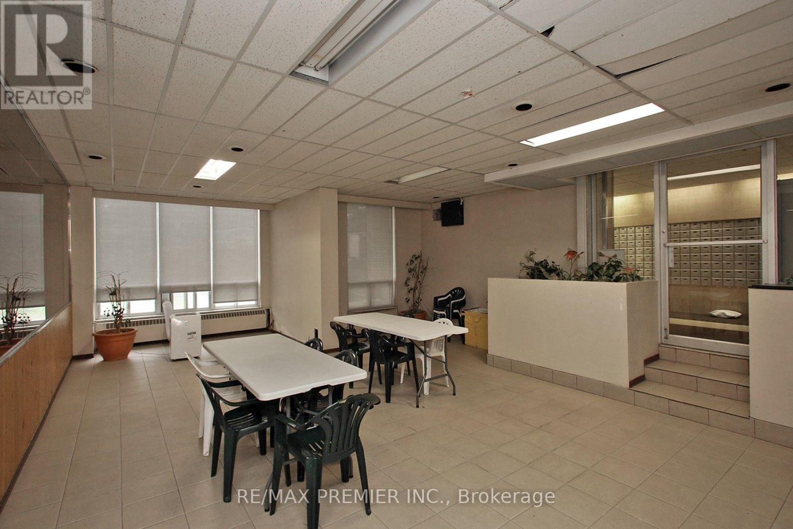 1909 - 390 Dixon Road, Toronto, Ontario  M9R 1T4 - Photo 28 - W13820580