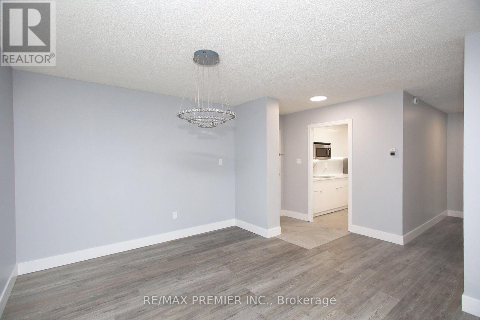 1909 - 390 Dixon Road, Toronto, Ontario  M9R 1T4 - Photo 8 - W13820580