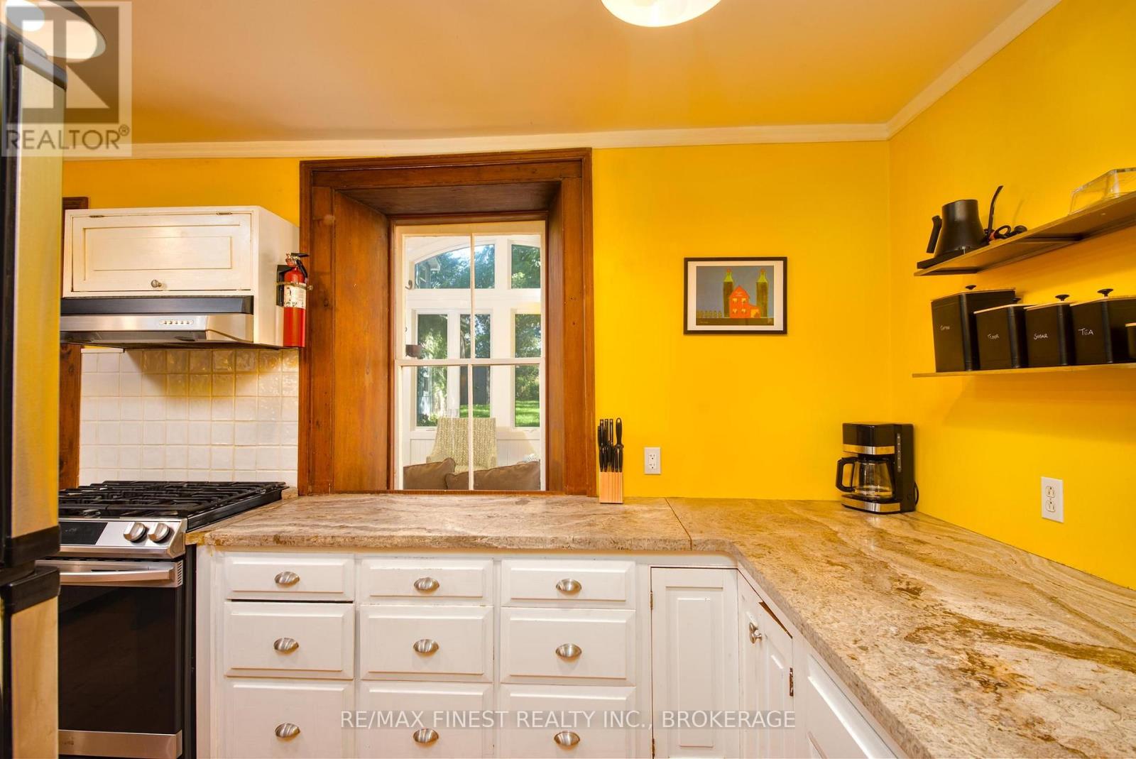 16020 Front Road, Loyalist, Ontario  K0H 2S0 - Photo 12 - X13820222