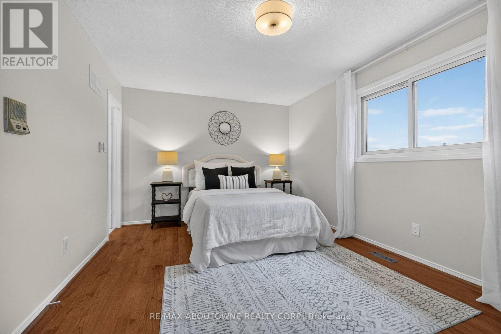 1191 Carlo Court, Mississauga, Ontario L4W 3N6 - Photo 29 - W13789670