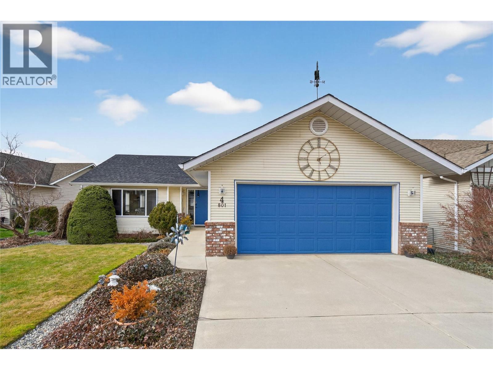 801 20th Street NE Unit# 4, Salmon Arm, British Columbia  V1E 2R7 - Photo 2 - 10370551