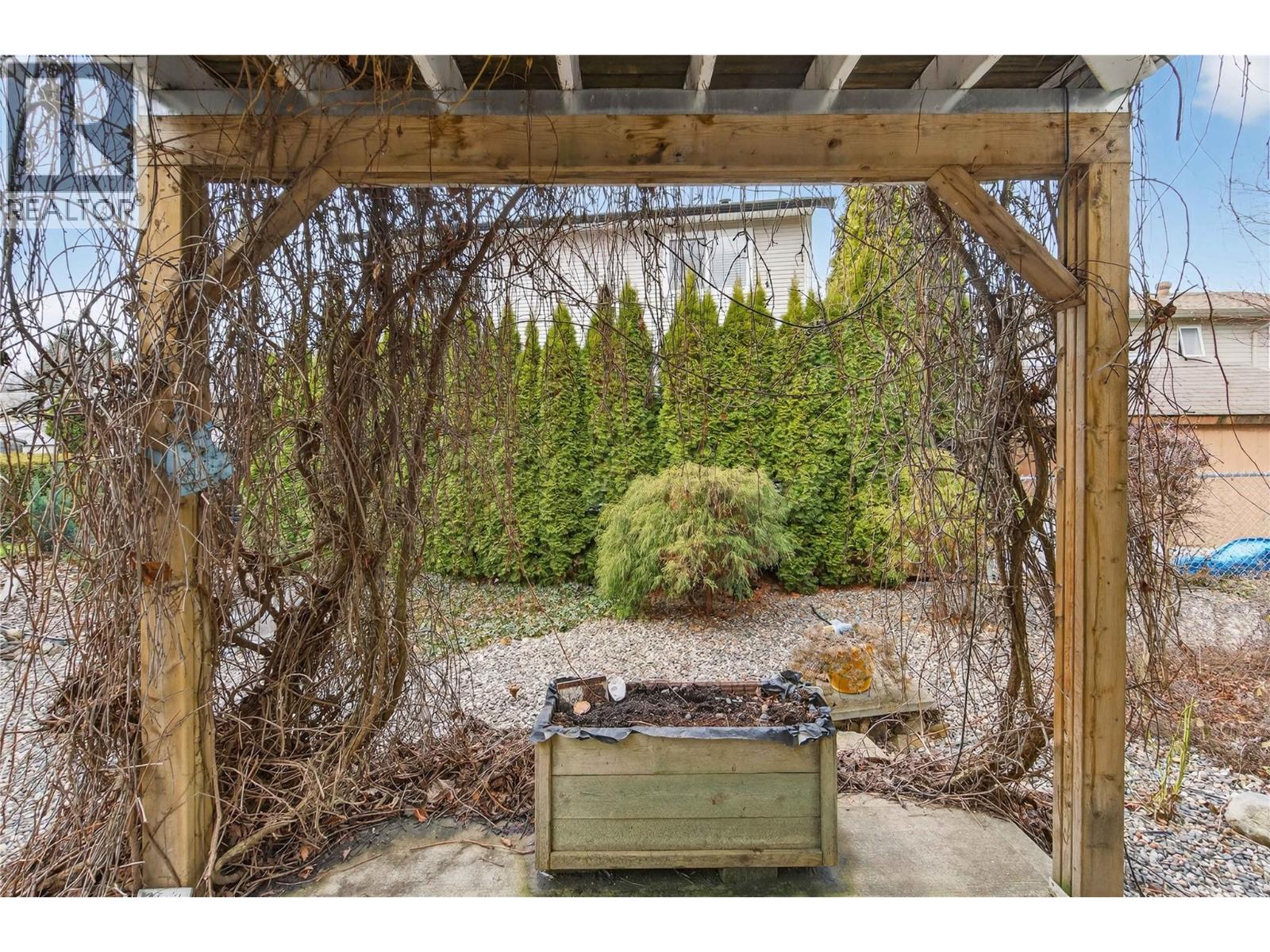 801 20th Street NE Unit# 4, Salmon Arm, British Columbia  V1E 2R7 - Photo 45 - 10370551