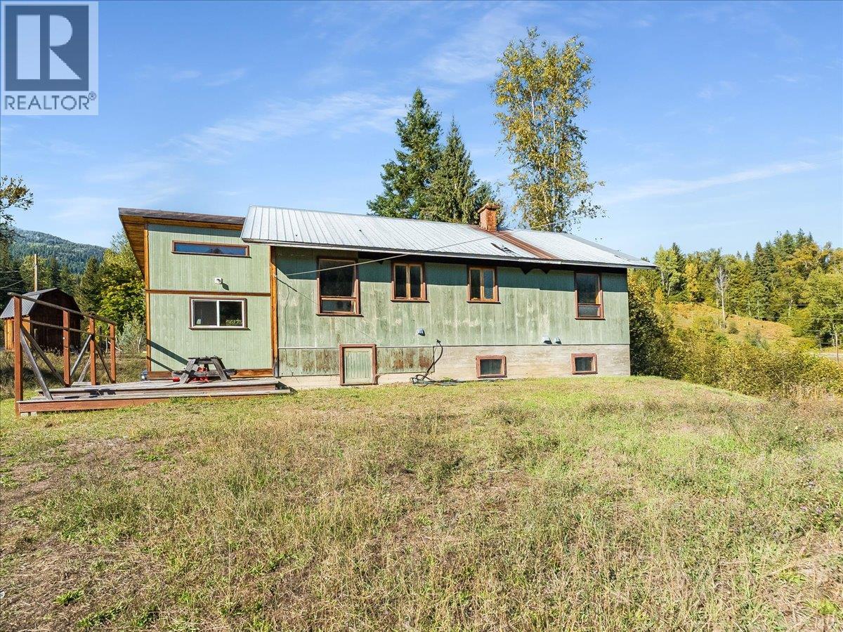 3168 Pass Creek Road, Crescent Valley, British Columbia V0G 1H0 - Photo 52 - 10401618