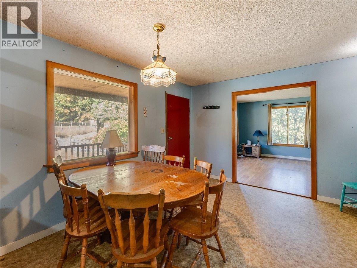 3168 Pass Creek Road, Crescent Valley, British Columbia V0G 1H0 - Photo 11 - 10401618