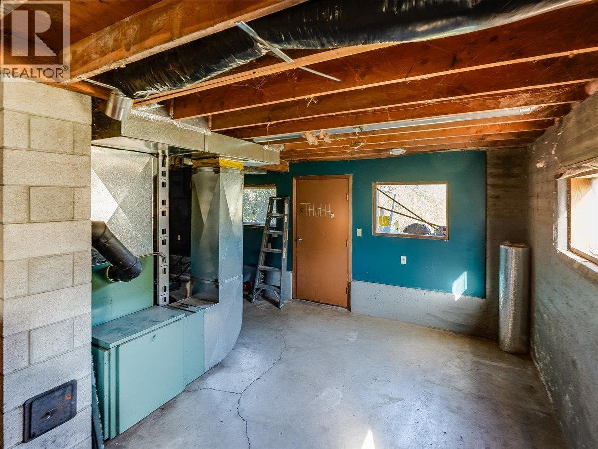 3168 Pass Creek Road, Crescent Valley, British Columbia V0G 1H0 - Photo 27 - 10401618