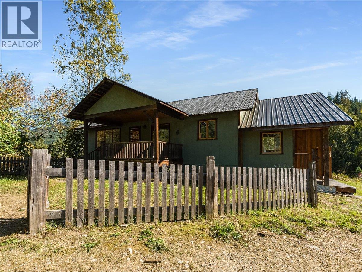 3168 Pass Creek Road, Crescent Valley, British Columbia V0G 1H0 - Photo 48 - 10401618