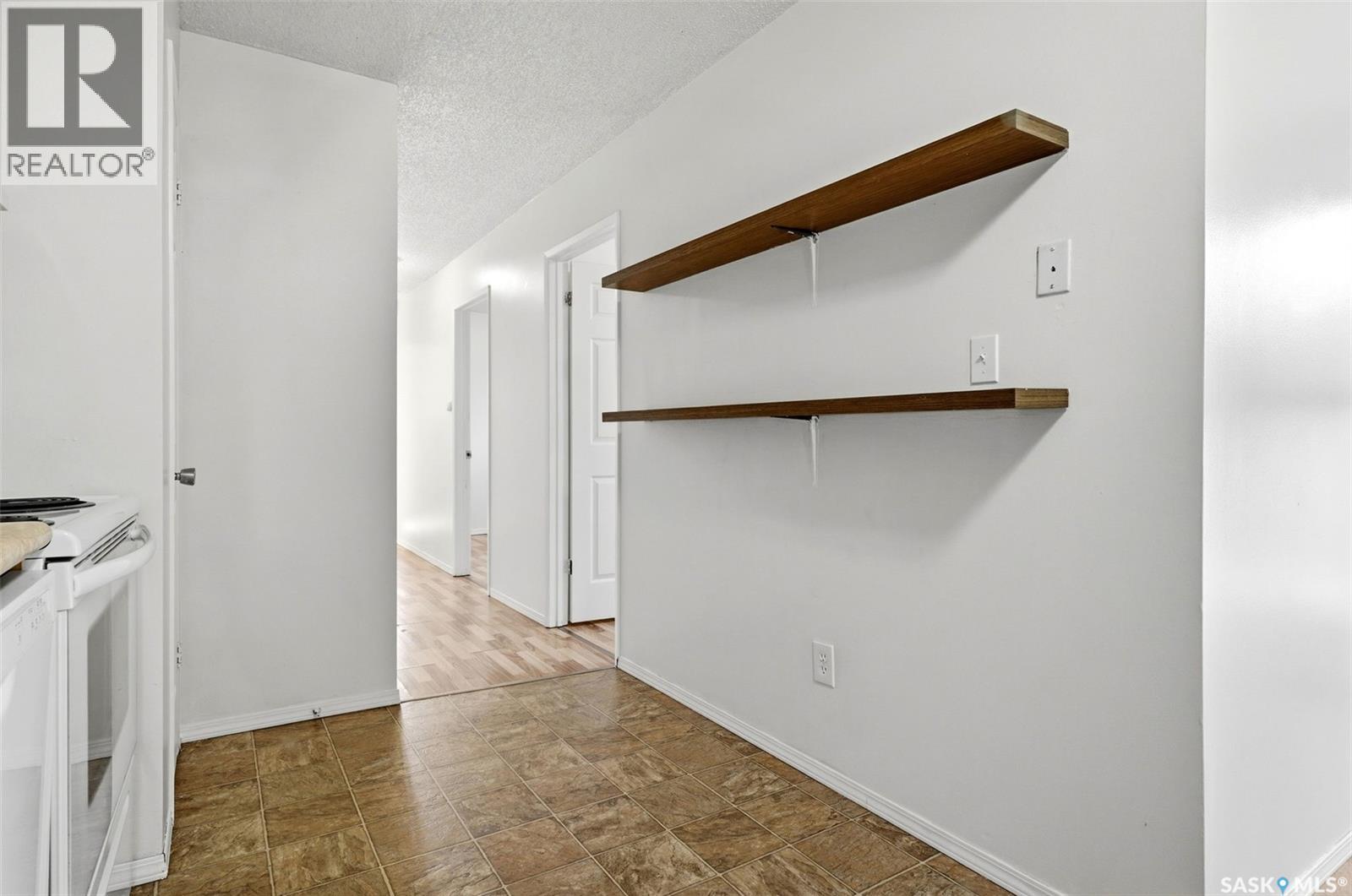 185 Thomson Avenue, Regina, Saskatchewan  S4N 5L2 - Photo 11 - SK049267