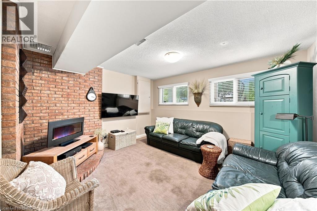 24 Primrose Path, Kitchener, Ontario  N2E 2R2 - Photo 27 - 40865855