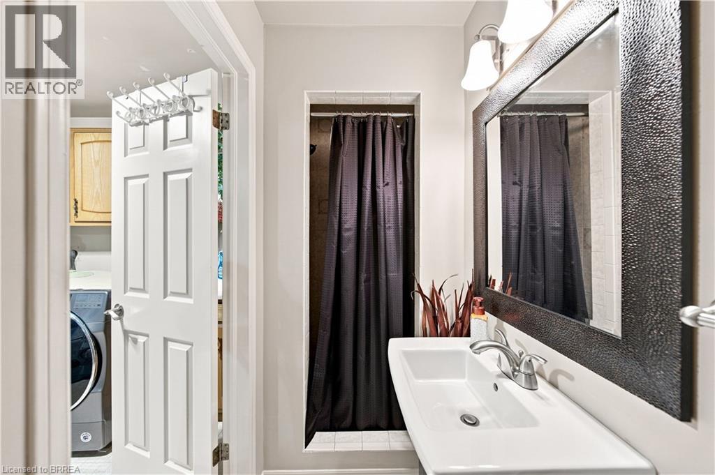 24 Primrose Path, Kitchener, Ontario  N2E 2R2 - Photo 33 - 40865855