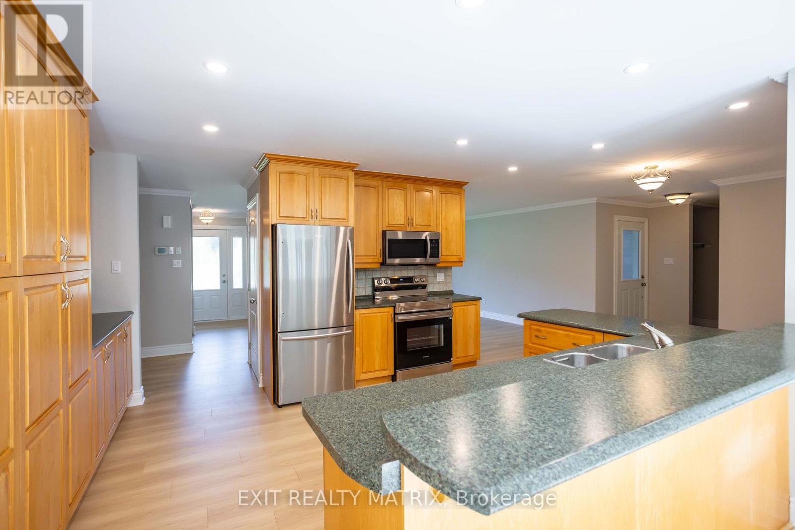 2120 Russland Road, Russell, Ontario  K0A 3H0 - Photo 9 - X13820692