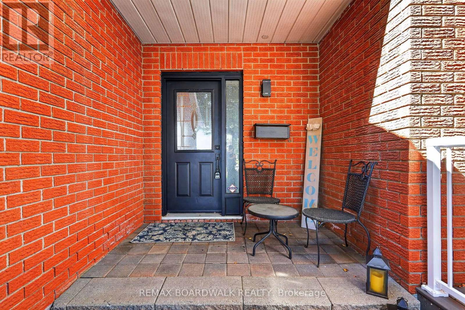 254 Stoneway Drive, Ottawa, Ontario  K2G 6A8 - Photo 4 - X13820806