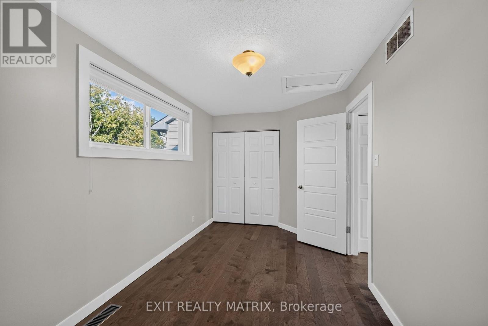 2043 Avenue O, Ottawa, Ontario  K1G 0B1 - Photo 26 - X13820850