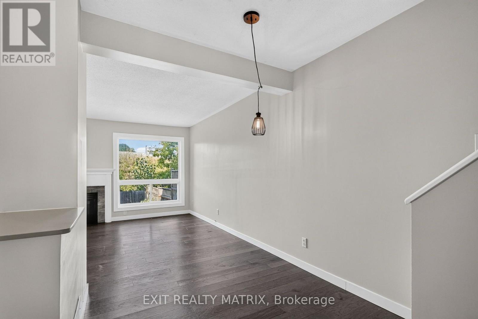 2043 Avenue O, Ottawa, Ontario  K1G 0B1 - Photo 6 - X13820850