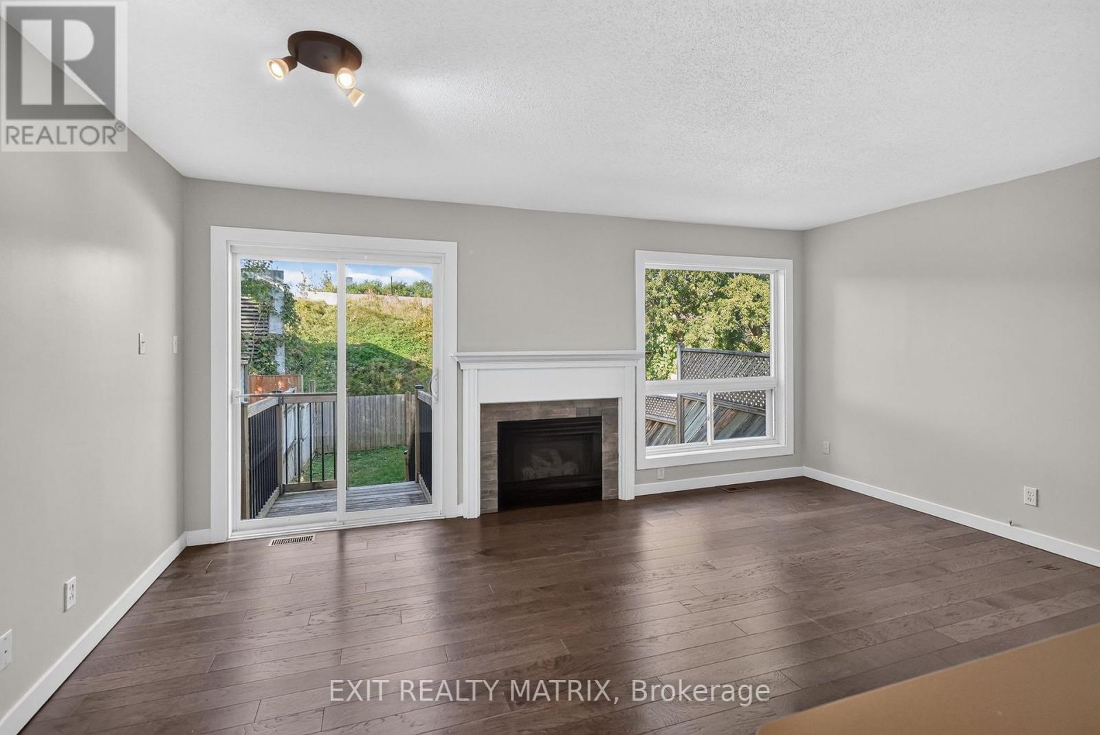 2043 Avenue O, Ottawa, Ontario  K1G 0B1 - Photo 8 - X13820850