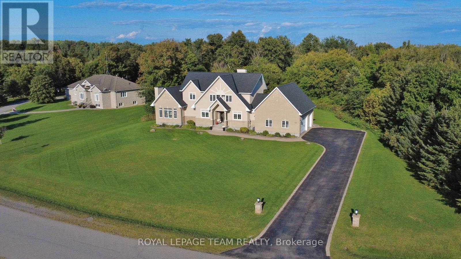 2515 KEARNS WAY, ottawa, Ontario