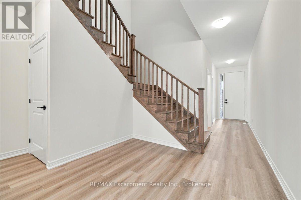 108 Valley Trail Place, Hamilton, Ontario  L8B 2A2 - Photo 10 - X13820868