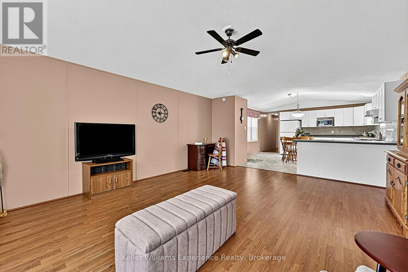 4052 Ash Crescent, Severn, Ontario  L3V 6H4 - Photo 12 - S13820646