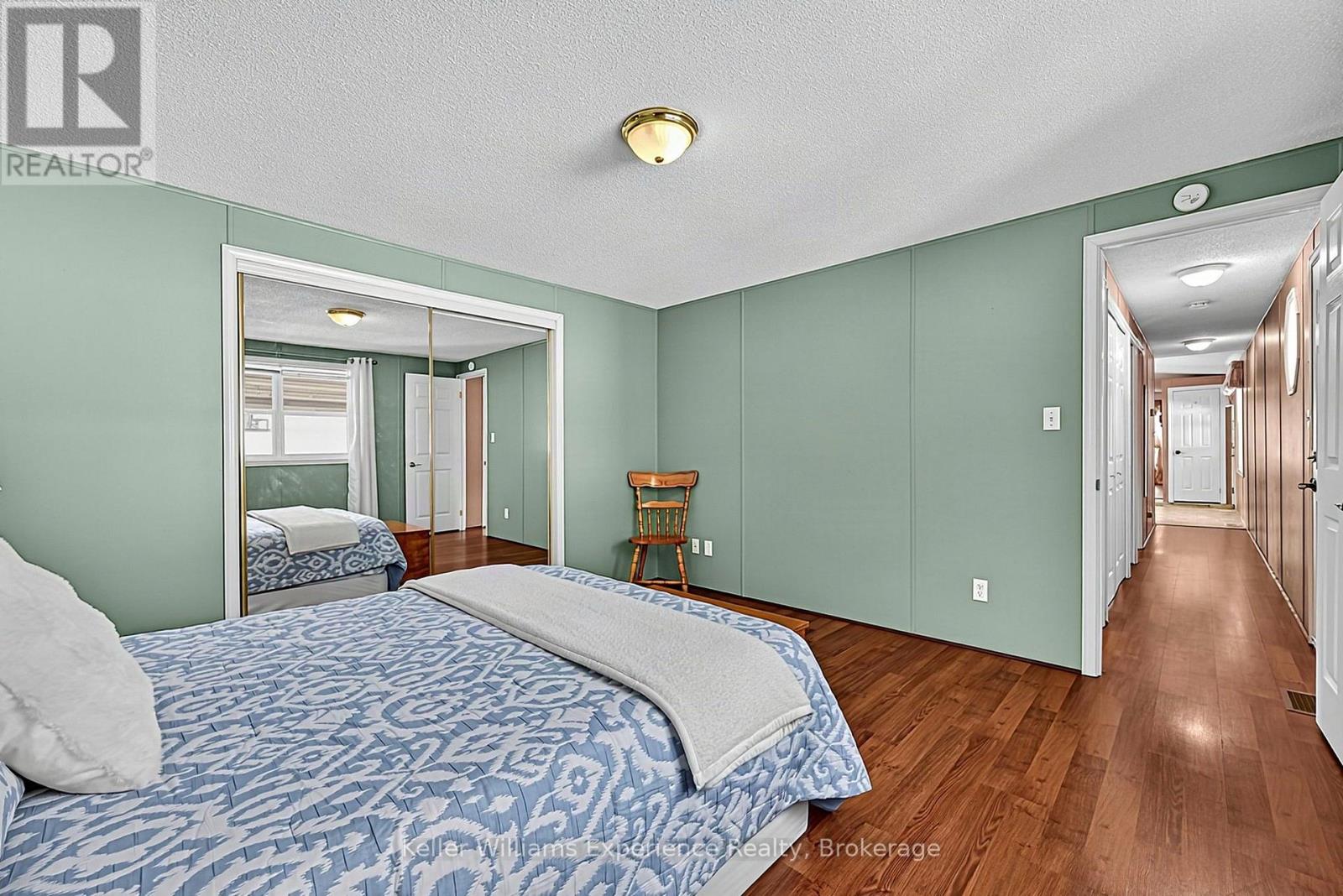 4052 Ash Crescent, Severn, Ontario  L3V 6H4 - Photo 15 - S13820646