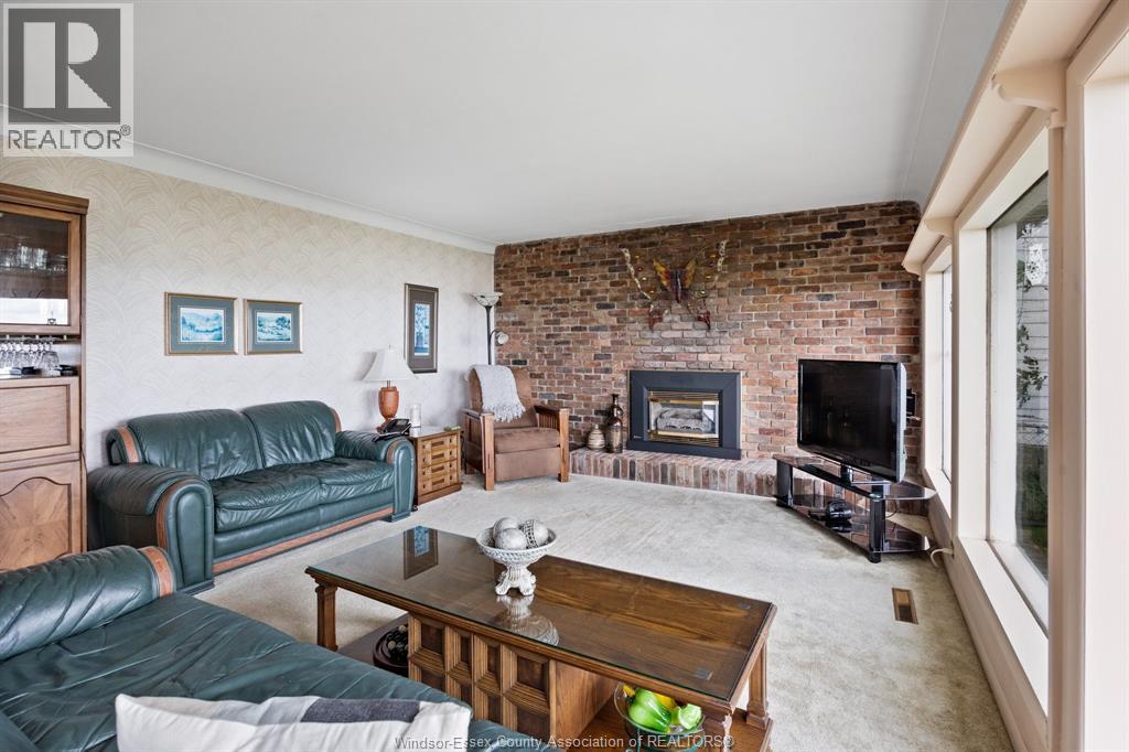 13122 Riverside Drive East, Tecumseh, Ontario  N8N 2M7 - Photo 6 - 26023414