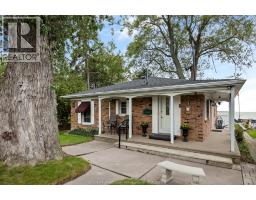 13122 Riverside DRIVE East, Tecumseh, Ontario
