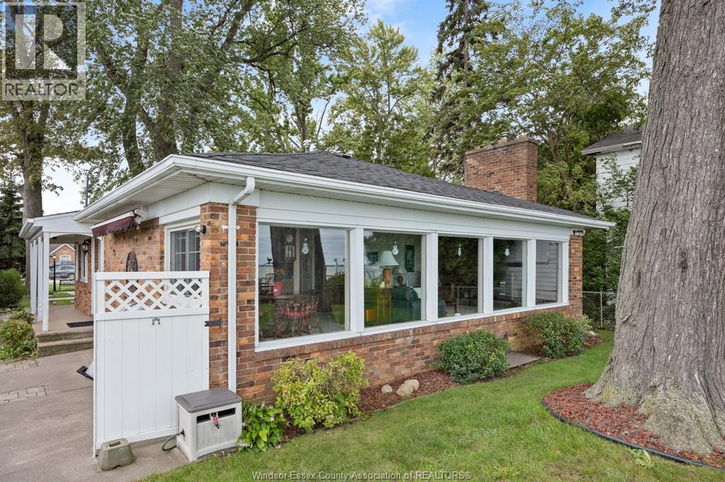 13122 Riverside Drive East, Tecumseh, Ontario  N8N 2M7 - Photo 28 - 26023414