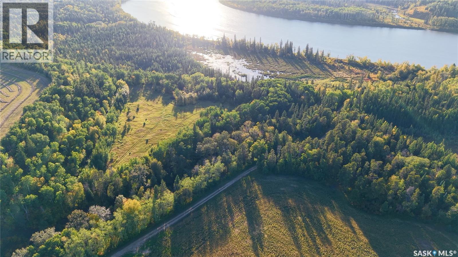 Waterfront land North-East of Nipawin photo 7