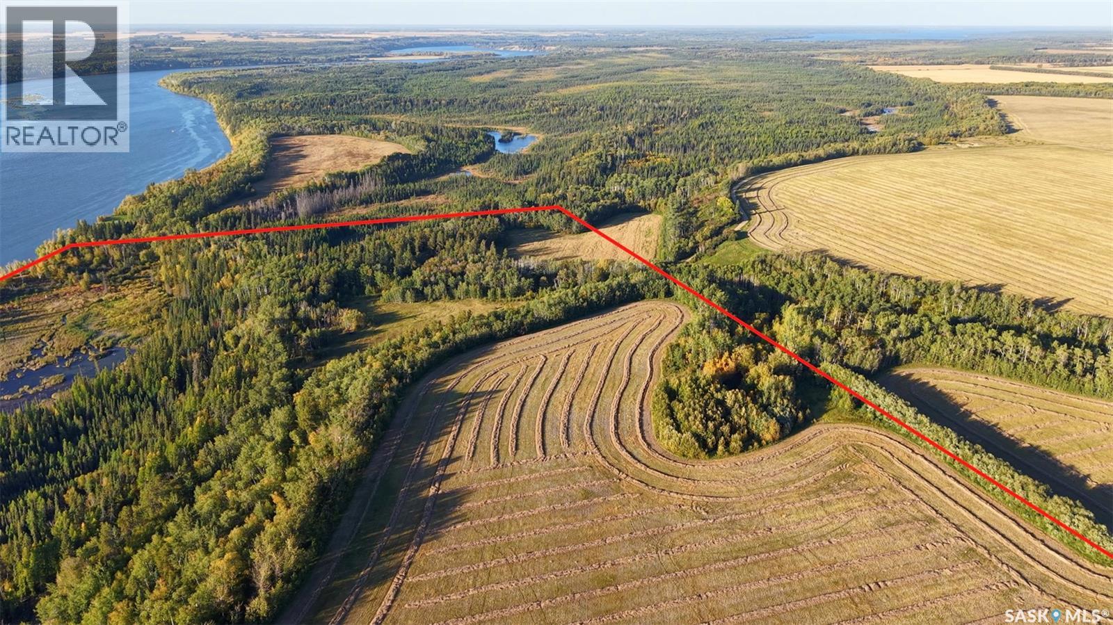Waterfront land North-East of Nipawin photo 14